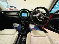USED 2018 18 MINI HATCH COOPER 1.5 COOPER AUTOMATIC 3 DOOR 134 BHP INCREDIBLE SPEC-COLOUR COMBINATION
