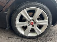 USED 2018 18 JAGUAR XE 2.0 PORTFOLIO INGENIUM AWD 4d 247 BHP 