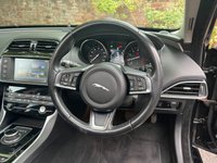 USED 2018 18 JAGUAR XE 2.0 PORTFOLIO INGENIUM AWD 4d 247 BHP 