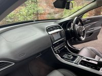 USED 2018 18 JAGUAR XE 2.0 PORTFOLIO INGENIUM AWD 4d 247 BHP 