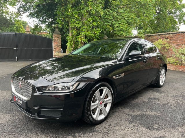 2018 18 Jaguar Xe 2.0 PORTFOLIO INGENIUM AWD 4d 247 BHP