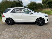 USED 2014 V MERCEDES-BENZ M-CLASS 3.0 ML350 BLUETEC AMG LINE PREMIUM 5d 258 BHP STUNNING CONDITION + NICE SPEC