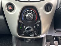 USED 2016 65 PEUGEOT 108 1.0 ACTIVE 3d 68 BHP 1 LADY OWNER FROM NEW