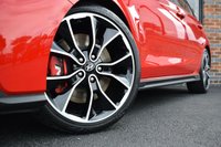 USED 2018 68 HYUNDAI I30 2.0 N PERFORMANCE 5d 272 BHP WINTER PACK / LOW MILEAGE