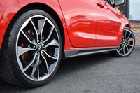 USED 2018 68 HYUNDAI I30 2.0 N PERFORMANCE 5d 272 BHP WINTER PACK / LOW MILEAGE