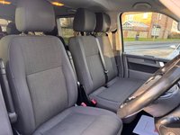 USED 2019 19 VOLKSWAGEN TRANSPORTER SHUTTLE T6 2.0 TDI 150PS 7 SPEED DSG T32 LWB DIESEL AUTOMATIC 9 SEAT MPV / MINIBUS AUTOMATIC  &pound;29,158 + VAT * 9 SEATER * AUTO * CLIMATE CONTROL * HEATED SEATS * APPLE CAR PLAY * REVERSE CAMERA