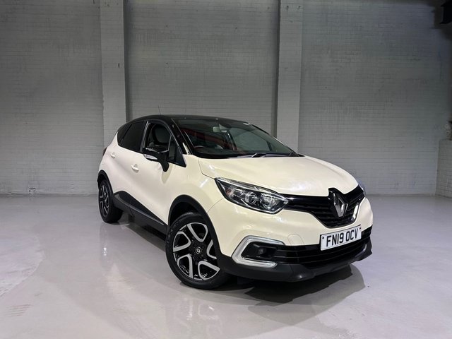 View our Renault Captur 0.9 Energy ICONIC TCE 5d 89 BHP