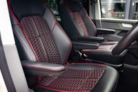 USED 2021 21 VOLKSWAGEN TRANSPORTER 2.0L T32 TDI KOMBI HIGHLINE 4MOTION 0d 202 BHP KW Suspension | Spare Wheels
