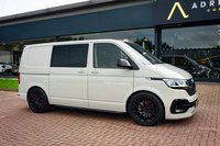 USED 2021 21 VOLKSWAGEN TRANSPORTER 2.0L T32 TDI KOMBI HIGHLINE 4MOTION 0d 202 BHP KW Suspension | Spare Wheels