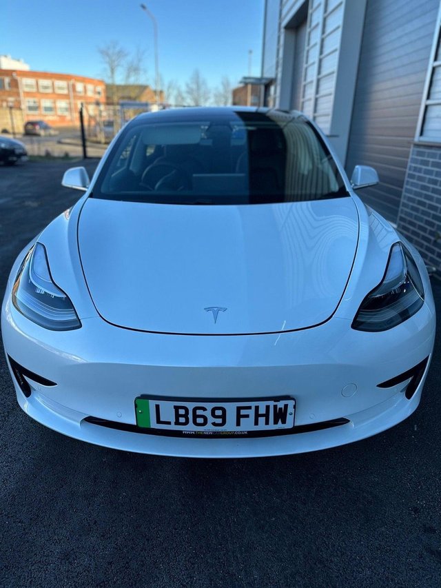 2026 69 Tesla Model 3 Saloon Standard Range Plus 