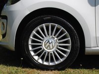 USED 2013 63 VOLKSWAGEN UP 1.0 HIGH UP 5d 74 BHP www.suffolkcarcentre.co.uk - Located at Ilketshall