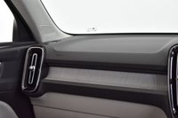 USED 2018 68 VOLVO XC40 2.0 D3 INSCRIPTION PRO 5d 148 BHP 2 Year Nationwide Warranty