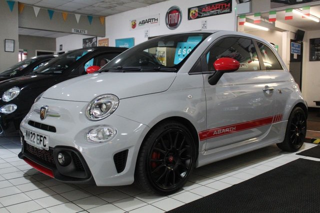2022 22 Abarth 500 1.4 F595 3d 162 BHP