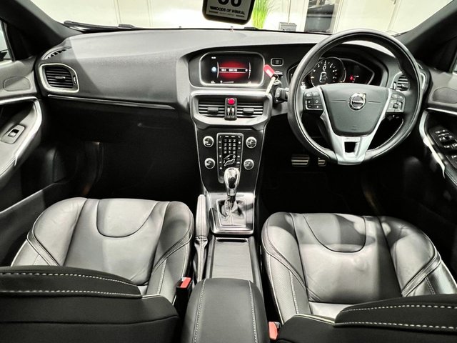 View our VOLVO V40