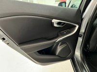 USED 2019 19 VOLVO V40 1.5 T3 R-DESIGN EDITION 5d 151 BHP 18" ALLOYS+REAR CAMERA+SAT NAV