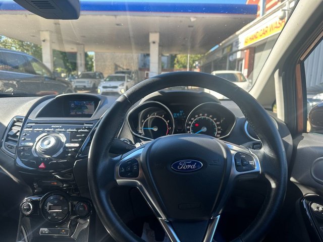 2015 FORD FIESTA - Photo 11