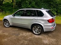USED 2011 11 BMW X5 3.0 XDRIVE40D M SPORT 5d AUTO 302 BHP STUNNING CONDITION  AND SERVICE HISTORY // MASSIVE SPECIFICATIONS With PANORAMIC ROOF //FRONT AND REAR CAMERAS//SOFT CLOSE DOORS//GEARBOX OIL RENEWED WITH RECENT BIG SERVICE //FULLY DOCUMENTED SERVICING WITH INVOICES 302 BHP STUNNING CONDITION  AND SERVICE HISTORY // MASSIVE SPECIFICATIONS With PANORAMIC ROOF //FRONT AND REAR CAMERAS//SOFT CLOSE DOORS//GEARBOX OIL RENEWED WITH RECENT BIG SERVICE //FULLY DOCUMENTED SERVICING WITH INVOICES