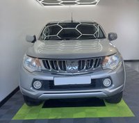 USED 2015 65 MITSUBISHI L200 2.4 DI-D 4X4 TITAN DCB 178 BHP 