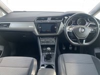 USED 2019 19 VOLKSWAGEN TOURAN 2.0 SE FAMILY TDI 5d 148 BHP www.suffolkcarcentre.co.uk - Located at Lowestoft