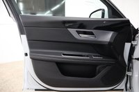 USED 2018 68 JAGUAR XF 2.0 D R-SPORT 4d 177 BHP Selected driving modes including rain, ice and snow. Economy, normal and dynamic mode.