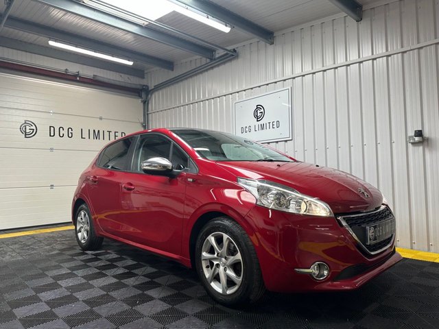 2014 64 Peugeot 208 1.2 STYLE 5d 82 BHP