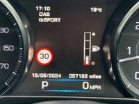 USED 2015 15 JAGUAR XE 2.0 PRESTIGE 4d 178 BHP FRESHLY REFURB ALLOYS &pound;3K XTRAS