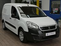 USED 2018 68 PEUGEOT PARTNER 1.6 BLUE HDI PROFESSIONAL L1 100 BHP 3 SEATS SAT NAV APPLE CARPLAY MIRRORLINK AIR CON CRUISE CONTROL PARKING SENSORS TWO OWNERS SERVICE HISTORY