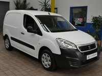 USED 2018 68 PEUGEOT PARTNER 1.6 BLUE HDI PROFESSIONAL L1 100 BHP 3 SEATS SAT NAV APPLE CARPLAY MIRRORLINK AIR CON CRUISE CONTROL PARKING SENSORS TWO OWNERS SERVICE HISTORY