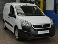 USED 2018 68 PEUGEOT PARTNER 1.6 BLUE HDI PROFESSIONAL L1 100 BHP 3 SEATS SAT NAV APPLE CARPLAY MIRRORLINK AIR CON CRUISE CONTROL PARKING SENSORS TWO OWNERS SERVICE HISTORY