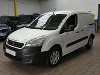 USED 2018 68 PEUGEOT PARTNER 1.6 BLUE HDI PROFESSIONAL L1 100 BHP 3 SEATS SAT NAV APPLE CARPLAY MIRRORLINK AIR CON CRUISE CONTROL PARKING SENSORS TWO OWNERS SERVICE HISTORY