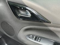 USED 2015 15 DS DS 3 1.2 PURETECH DSTYLE S/S 3d 109 BHP 