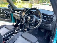 USED 2017 67 MINI HATCH COOPER 1.5 COOPER 3d 134 BHP Stunning 1 Owner With Massive Specification And Full Service History !!