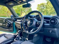 USED 2017 67 MINI HATCH COOPER 1.5 COOPER 3d 134 BHP Stunning 1 Owner With Massive Specification And Full Service History !!