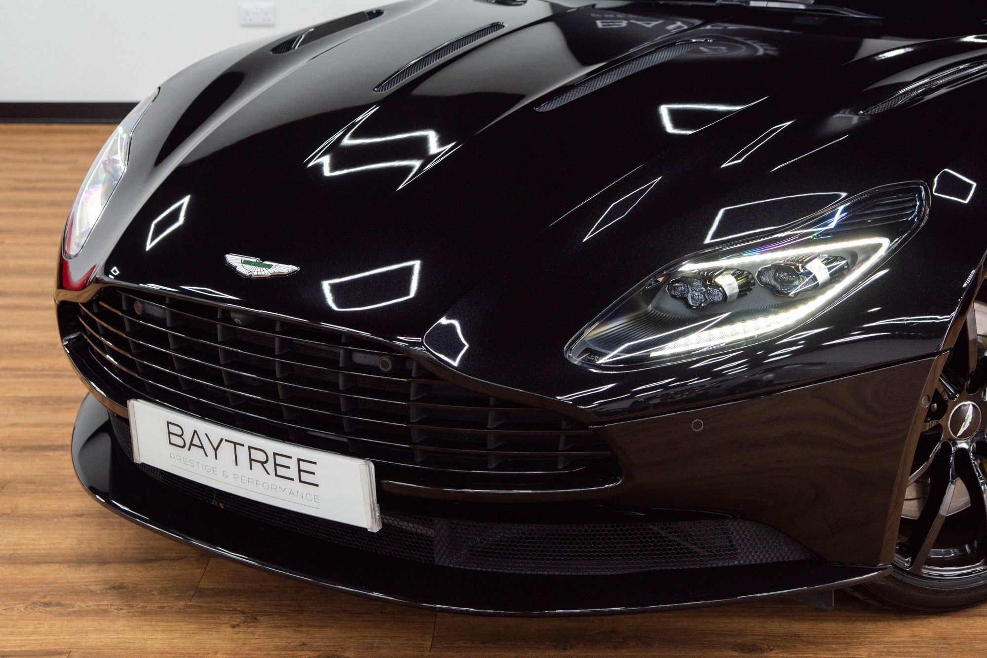 USED 2018 68 ASTON MARTIN DB11 5.2 AMR V12 