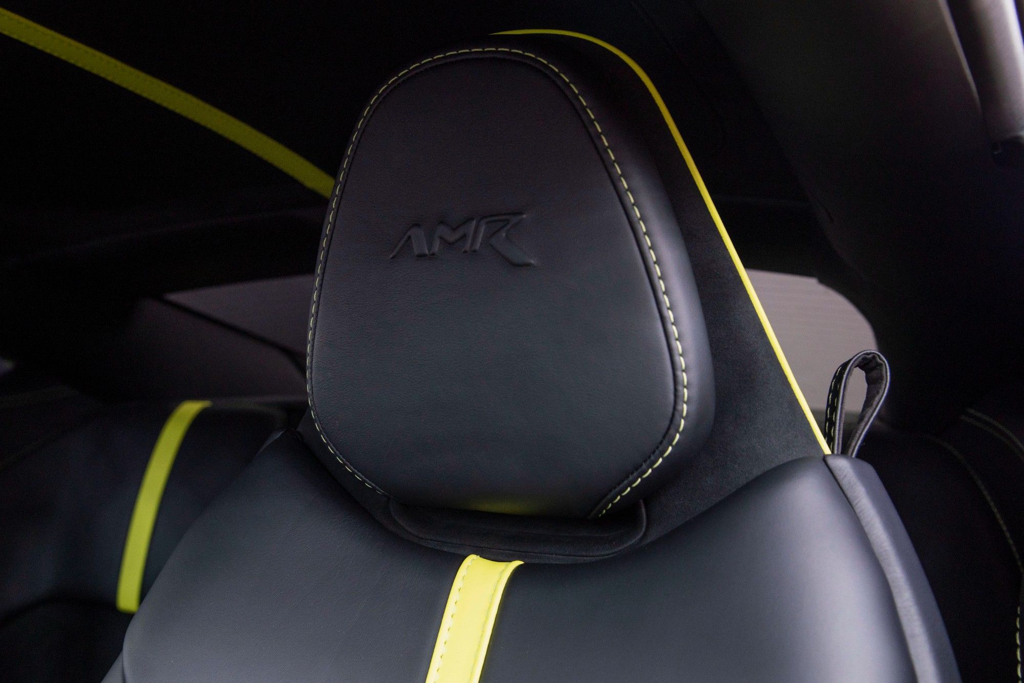 USED 2018 68 ASTON MARTIN DB11 5.2 AMR V12 