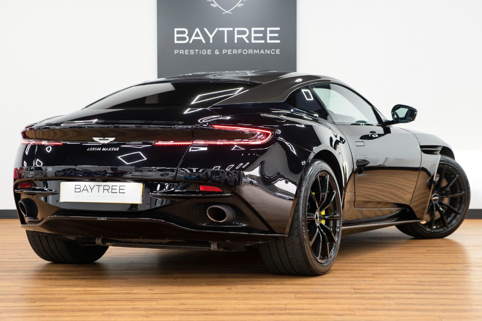USED 2018 68 ASTON MARTIN DB11 5.2 AMR V12 