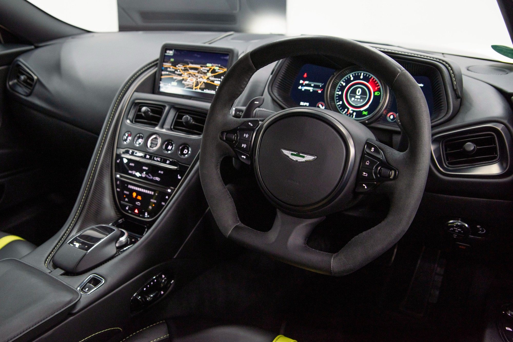 USED 2018 68 ASTON MARTIN DB11 5.2 AMR V12 