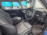 USED 2017 17 MINI HATCH COOPER 2.0 COOPER S 3d 189 BHP 2 FORMER KEEPERS with 12 MONTHS MOT & FULL MINI MAIN DEALER SERVICE HISTORY, STUNNING CAR with OVER &pound;5000 OF EXTRAS inc. CHILLI PACK, SAT NAV, ALLOY UPGRADE, REVERSE CAMERA & MORE