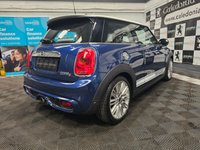 USED 2017 17 MINI HATCH COOPER 2.0 COOPER S 3d 189 BHP 2 FORMER KEEPERS with 12 MONTHS MOT & FULL MINI MAIN DEALER SERVICE HISTORY, STUNNING CAR with OVER &pound;5000 OF EXTRAS inc. CHILLI PACK, SAT NAV, ALLOY UPGRADE, REVERSE CAMERA & MORE
