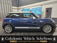 USED 2017 17 MINI HATCH COOPER 2.0 COOPER S 3d 189 BHP 2 FORMER KEEPERS with 12 MONTHS MOT & FULL MINI MAIN DEALER SERVICE HISTORY, STUNNING CAR with OVER &pound;5000 OF EXTRAS inc. CHILLI PACK, SAT NAV, ALLOY UPGRADE, REVERSE CAMERA & MORE