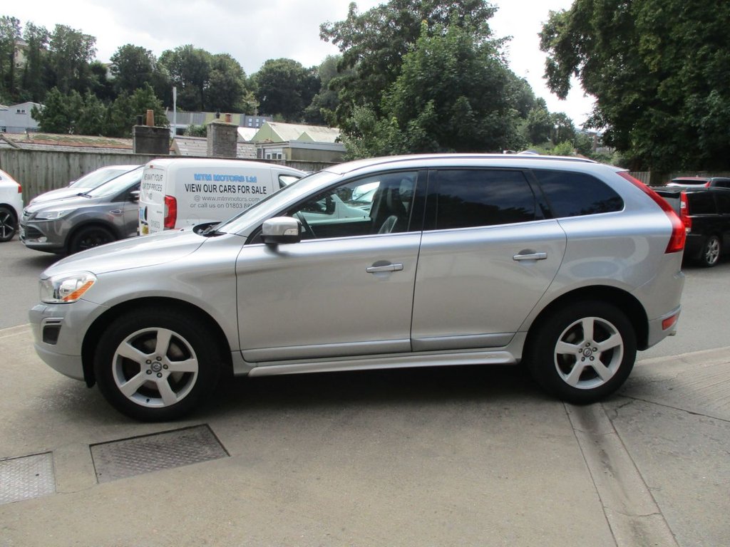 USED 2012 62 VOLVO XC60 2.4 D5 R-DESIGN AWD 5d 212 BHP LOW MILEAGE/ FULL SERVICE HISTORY