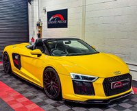 USED 2018 R AUDI R8 5.2 SPYDER V10 QUATTRO 2d 533 BHP 