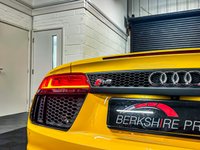 USED 2018 R AUDI R8 5.2 SPYDER V10 QUATTRO 2d 533 BHP 