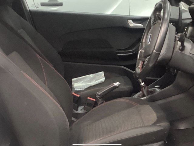 2020 Ford Fiesta - Photo 7