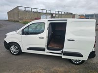 USED 2019 19 PEUGEOT PARTNER 1.5 BLUEHDI PROFESSIONAL L1 101 BHP REAR PARKING SENSORS, AIR CON, BLUETOOTH, USB, AUX, 8INCH TOUCHSCREEN WITH CONNECT DAB RADIO, PEUGEOT I-COCKPIT
