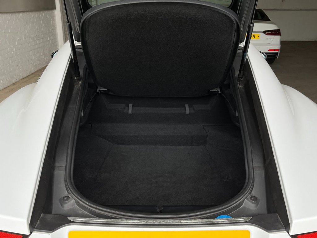 USED 2018 68 JAGUAR F-TYPE 2.0 R-DYNAMIC 2d 296 BHP 