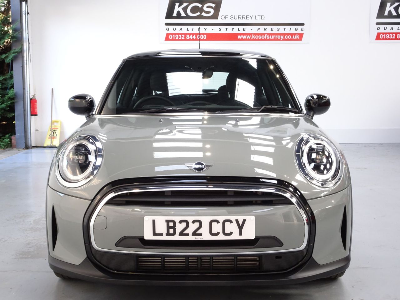 2022 MINI Hatch Cooper Exclusive £19,990