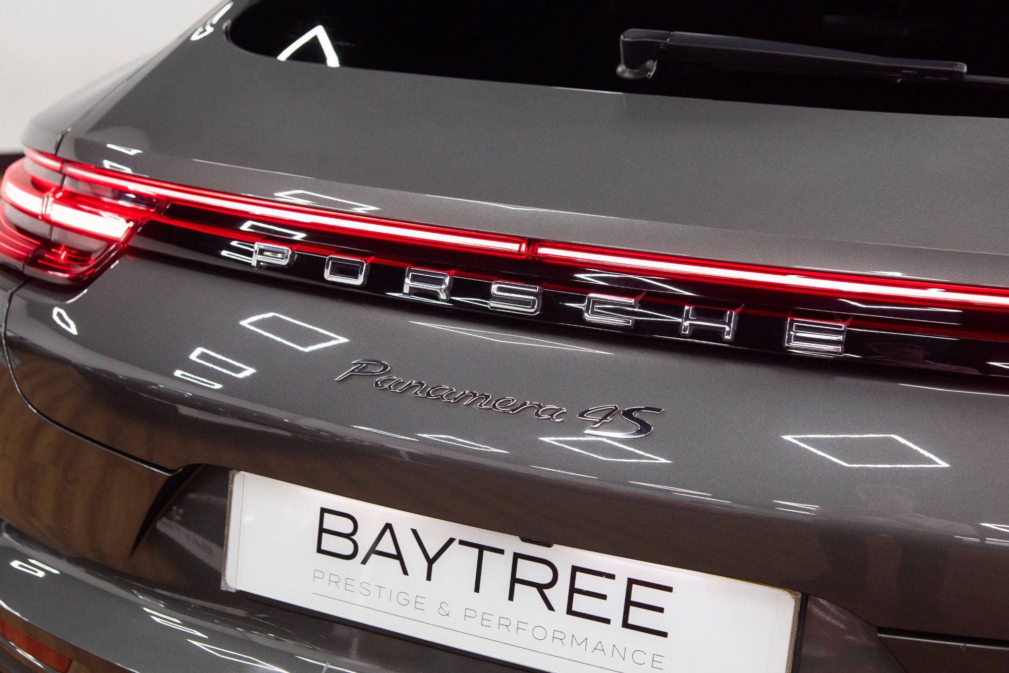 USED 2017 13 PORSCHE PANAMERA 2.9 4S PDK 