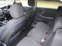 USED 2015 15 KIA CARENS 1.7 2 ECODYNAMICS CRDI 5d 114 BHP www.suffolkcarcentre.co.uk - Located at Ilketshall