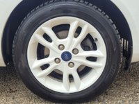 USED 2016 16 FORD FIESTA 1.2 ZETEC WHITE EDITION SPRING 5d 81 BHP 